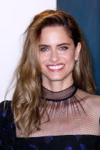 Amanda Peet