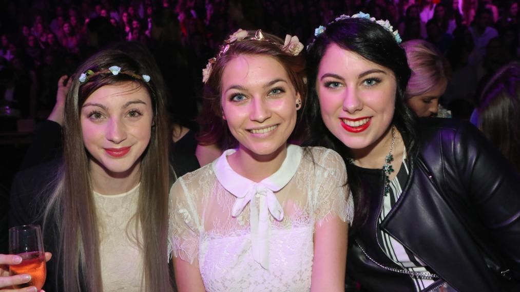 Tinne Oltmans, Marie Verhulst