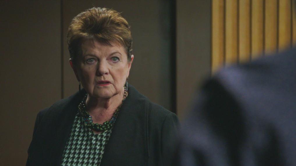 Janine Bischops in Familie - aflevering 7304