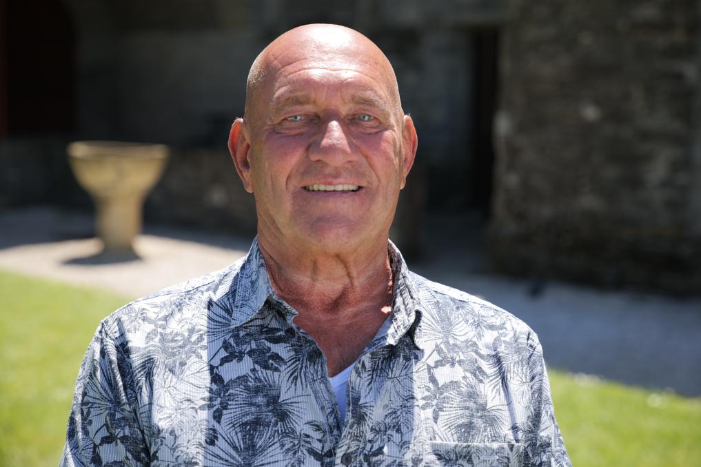 Freddy uit Hotel Romantiek 2026