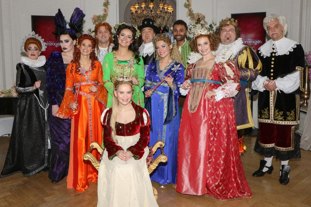 Castvoorstelling Doornroosje, de musical (Studio 100)