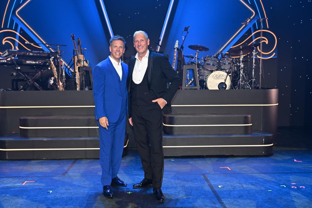 James Cooke, Gert Verhulst