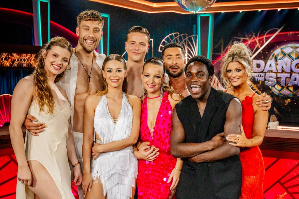 Ward Lemmelijn & Yulia Düll Dursin, Shania Gooris & Jesse Wijnans, Hannelore Simoens & Michele Cantanna, Francisco Desir Schuster & Laura Zegels